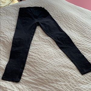 Beyond the Bump yoga leggings